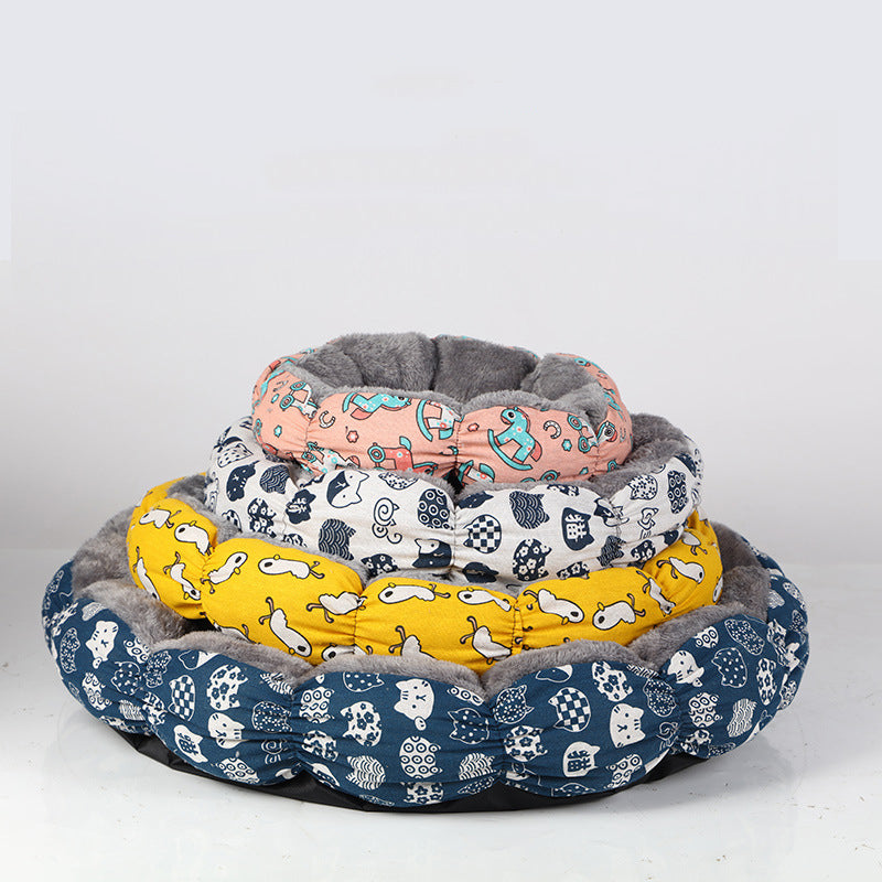 Discover the Comfort of the Pet Calming Donut Bed