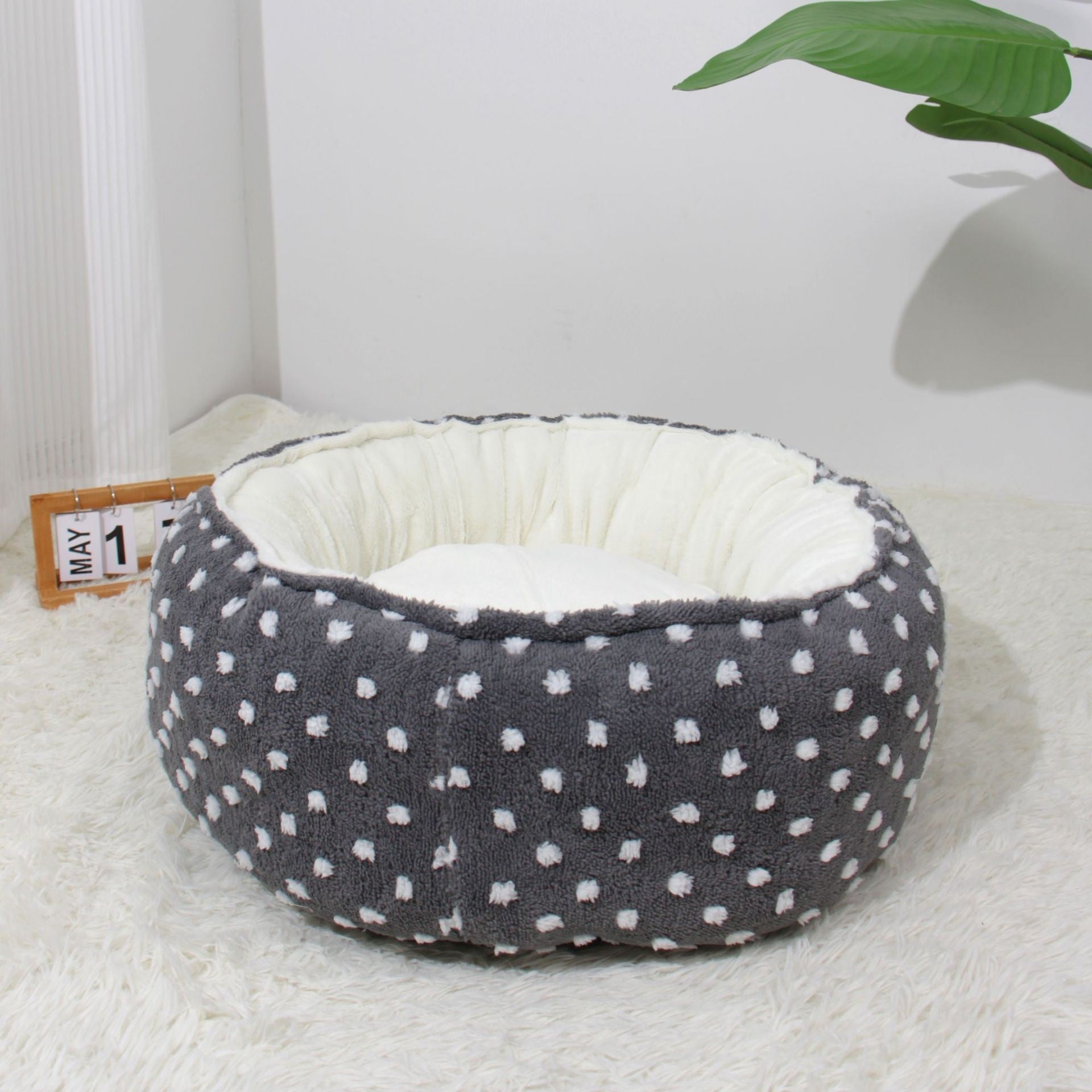 Pet Round Soft And Warm Bed